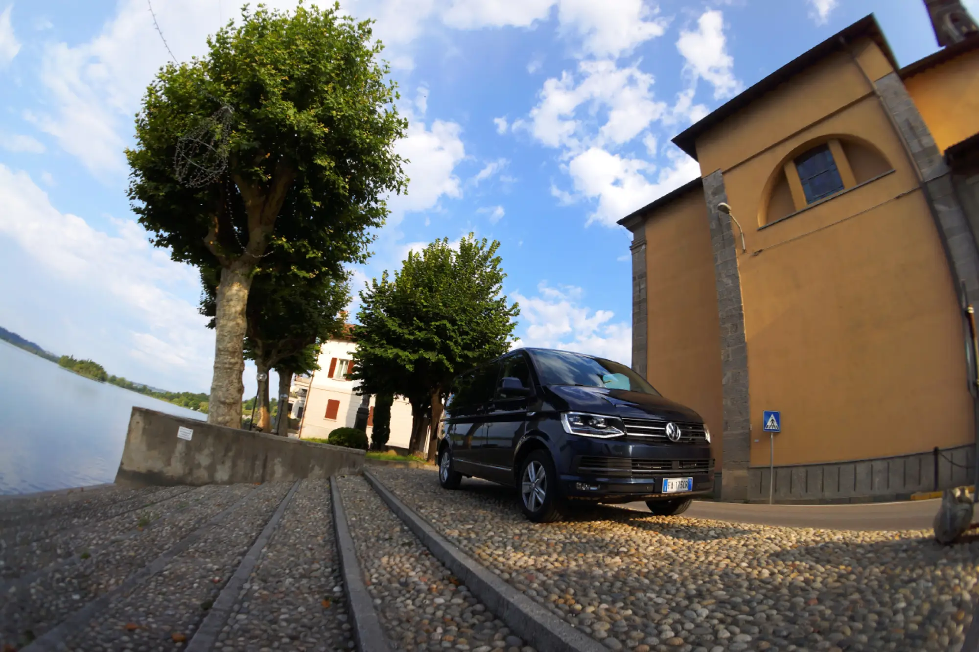 Volkswagen Multivan Prova su strada 2016 - 76