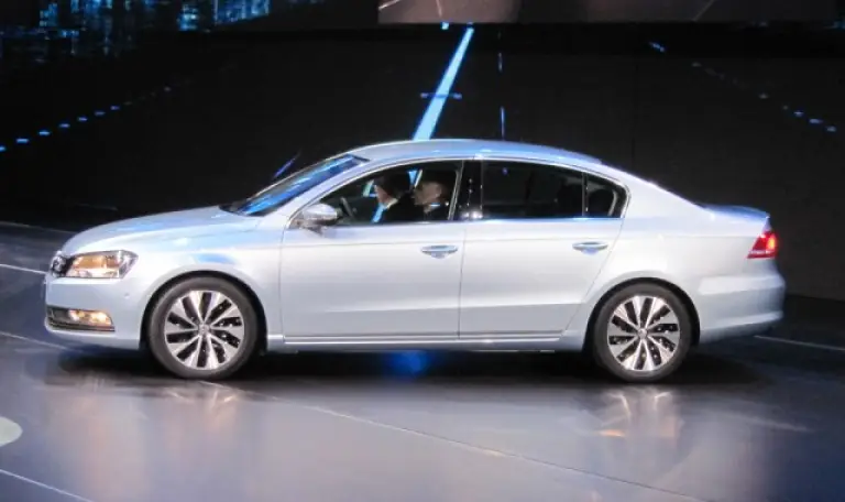 Volkswagen Passat 2011 - 2