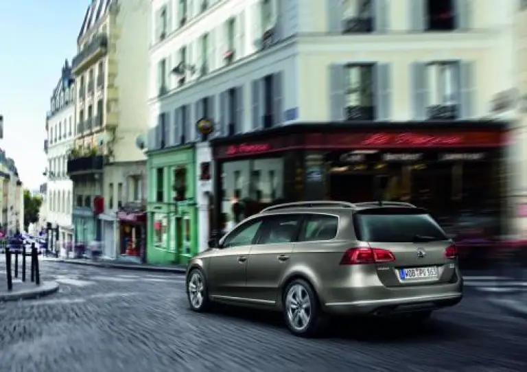 Volkswagen Passat 2011 - 26