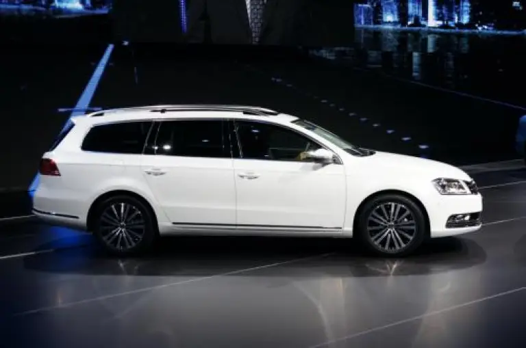 Volkswagen Passat 2011 - 28
