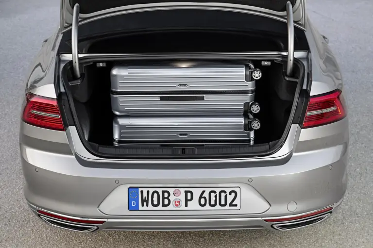 Volkswagen Passat 2015 - 72