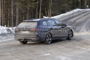 Volkswagen Passat 2024 - Foto Spia 04-03-2022 - 3