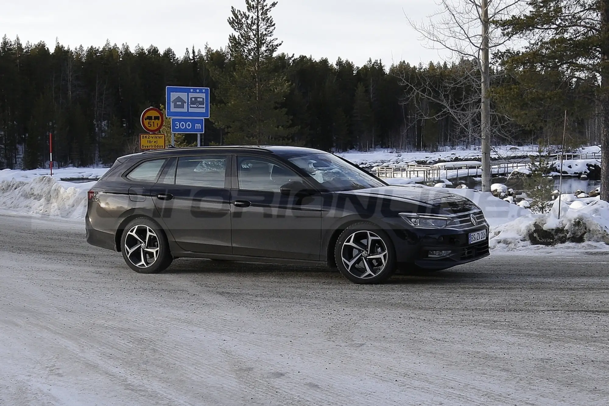 Volkswagen Passat 2024 - Foto Spia 04-03-2022 - 10