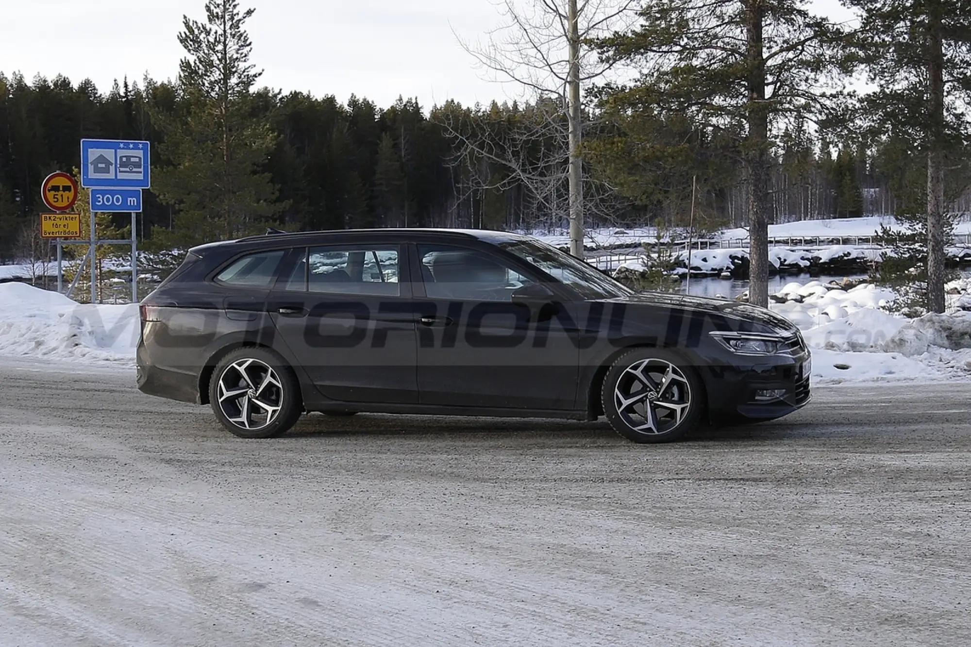 Volkswagen Passat 2024 - Foto Spia 04-03-2022 - 7