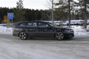 Volkswagen Passat 2024 - Foto Spia 04-03-2022 - 7