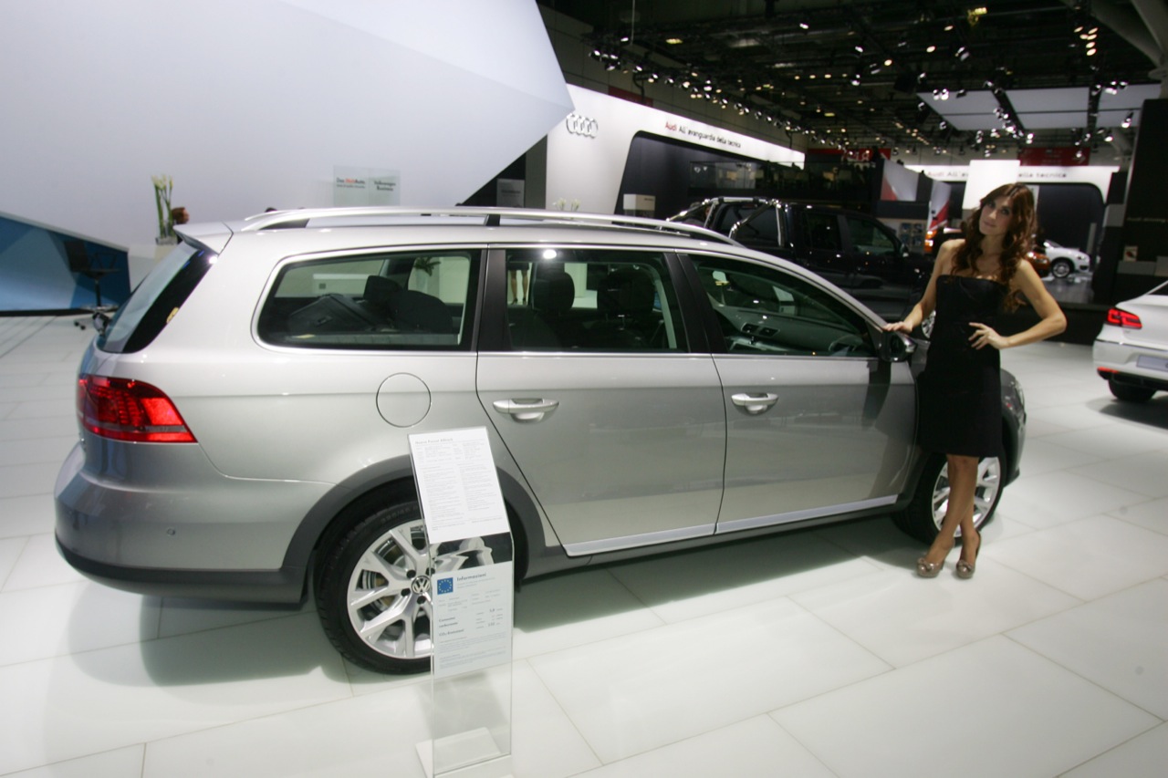 Volkswagen Passat Alltrack - Motor Show 2011