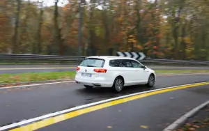 Volkswagen Passat Avant GTE - Prova su strada 2016