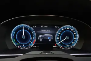 Volkswagen Passat Avant GTE - Prova su strada 2016