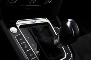 Volkswagen Passat Avant GTE - Prova su strada 2016