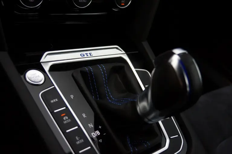 Volkswagen Passat Avant GTE - Prova su strada 2016 - 47