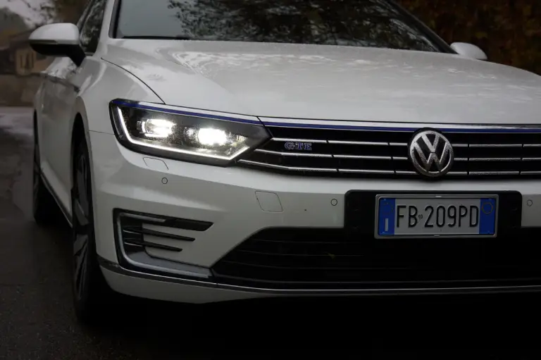 Volkswagen Passat Avant GTE - Prova su strada 2016 - 54