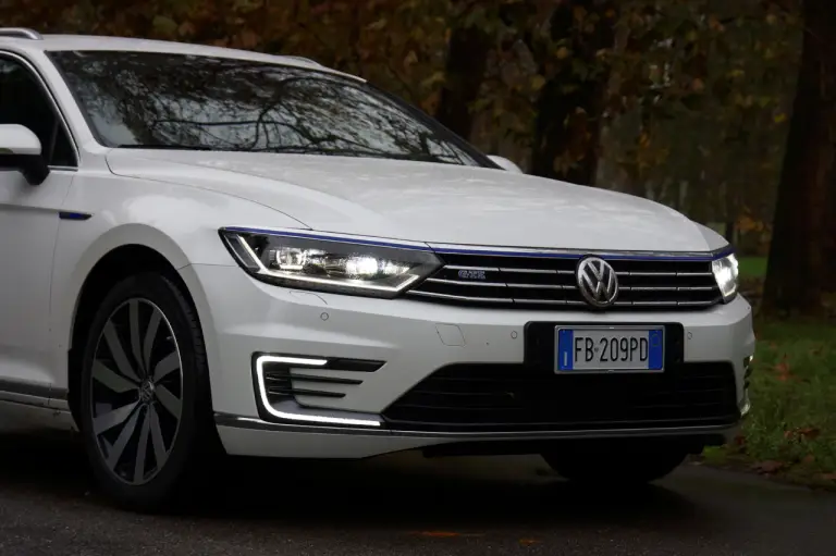 Volkswagen Passat Avant GTE - Prova su strada 2016 - 58