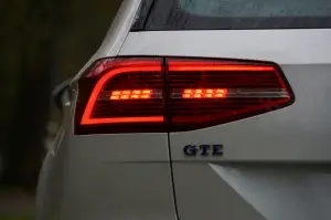 Volkswagen Passat Avant GTE - Prova su strada 2016