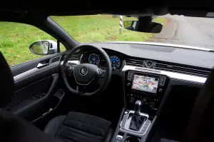 Volkswagen Passat Avant GTE - Prova su strada 2016