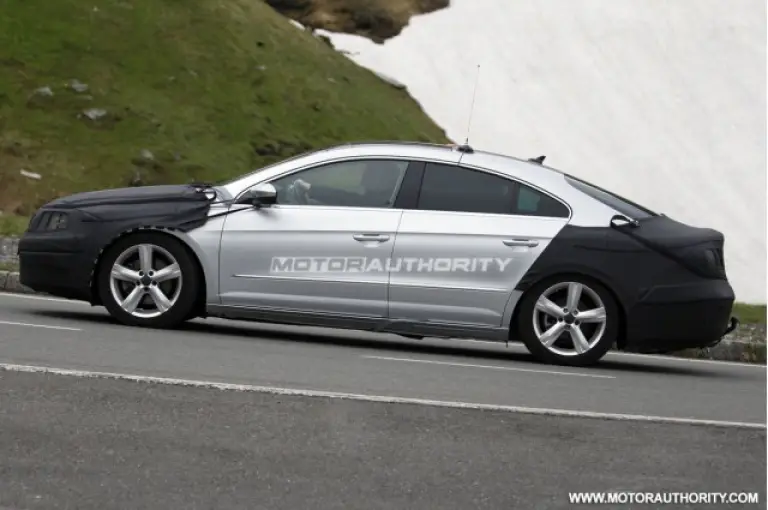 Volkswagen Passat CC 2013 - Foto spia 16-6-2011 - 5