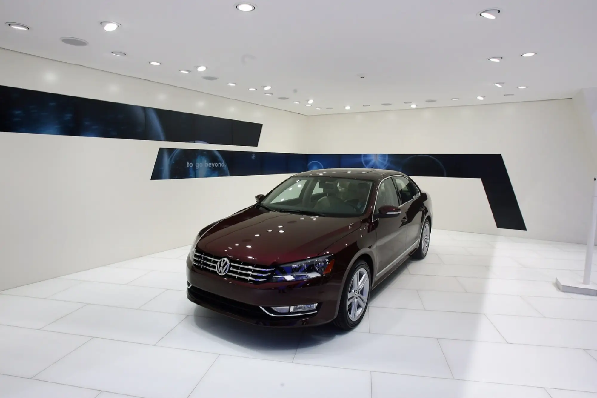 Volkswagen Passat - Detroit 2011 - 1