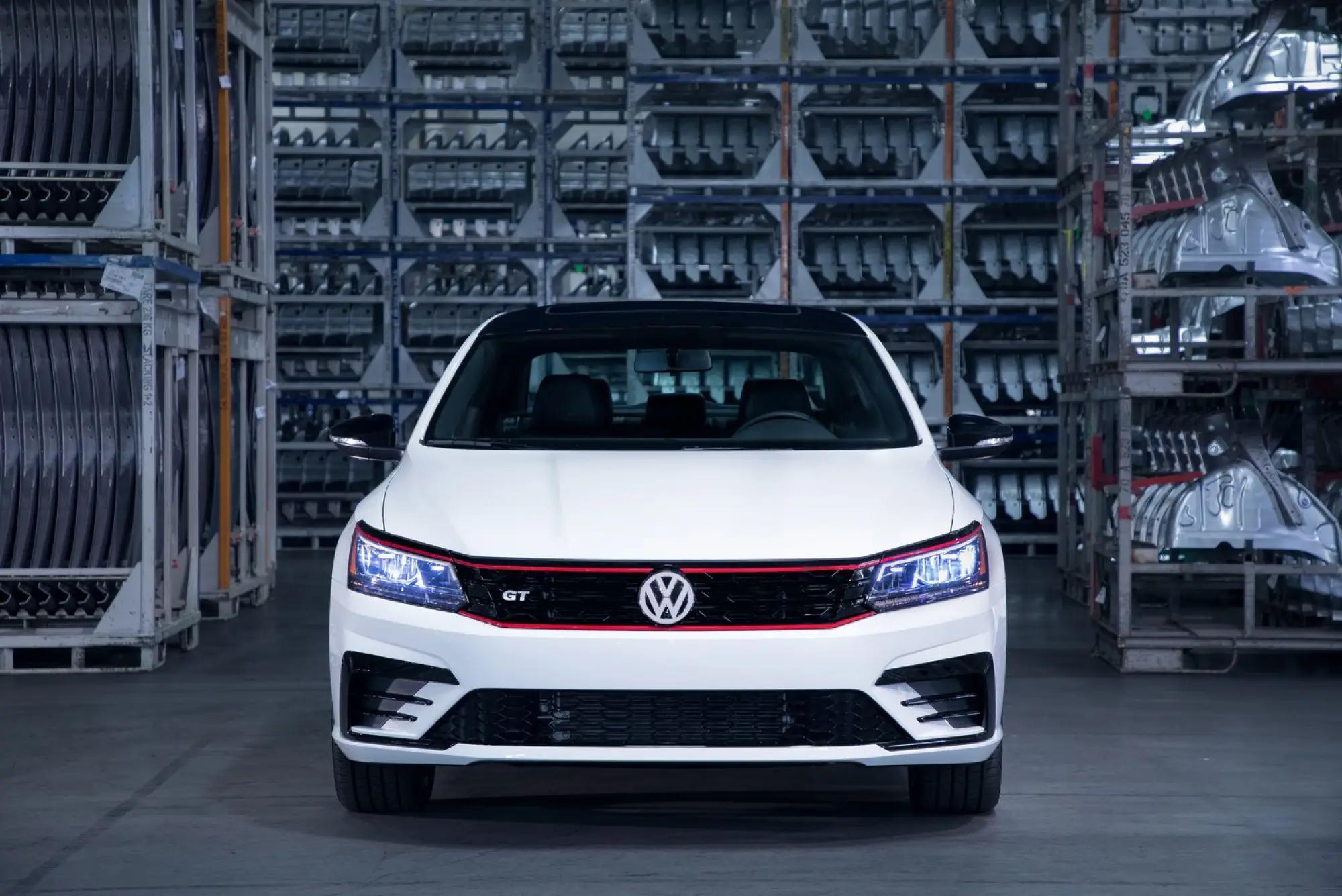 Volkswagen Passat GT - 13
