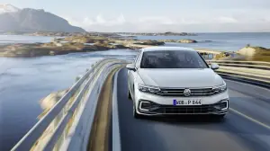 Volkswagen Passat GTE 2019 - 11