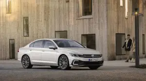 Volkswagen Passat GTE 2019 - 8