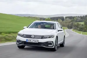 Volkswagen Passat GTE 2020 - 17
