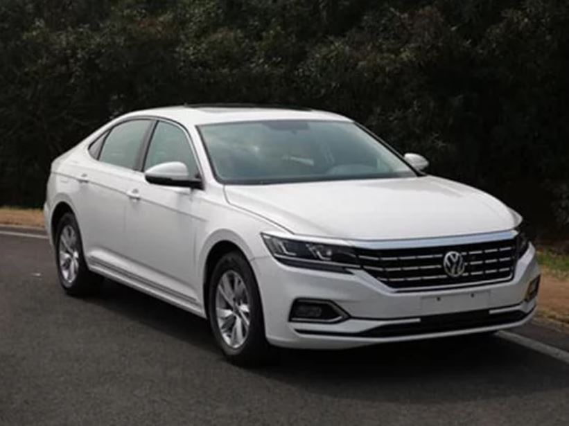 Volkswagen Passat MY 2019 - Foto leaked