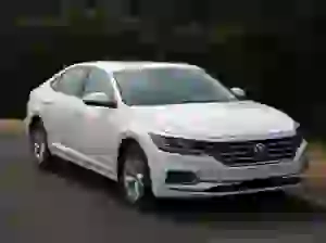 Volkswagen Passat MY 2019 - Foto leaked