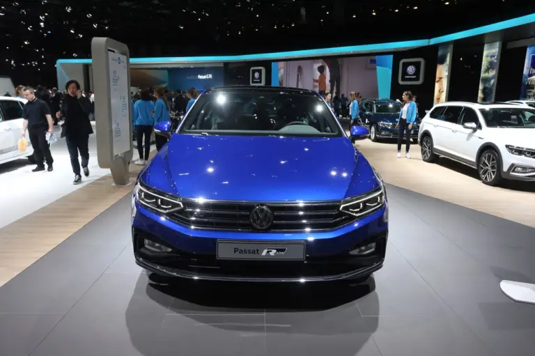 Volkswagen Passat - Salone di Ginevra 2019 - 12