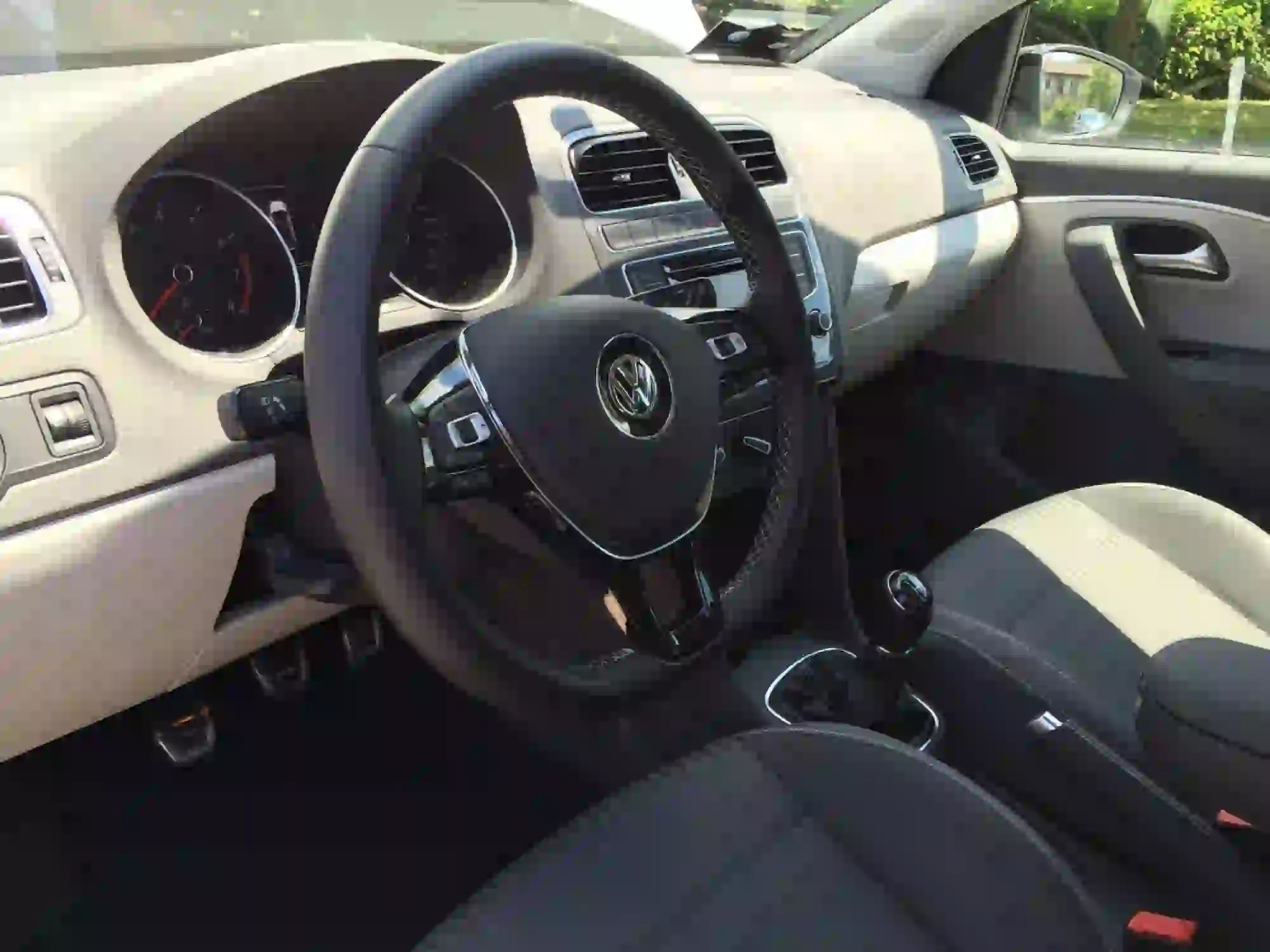 Volkswagen Polo 1.0 Fresh: prova su strada - 13