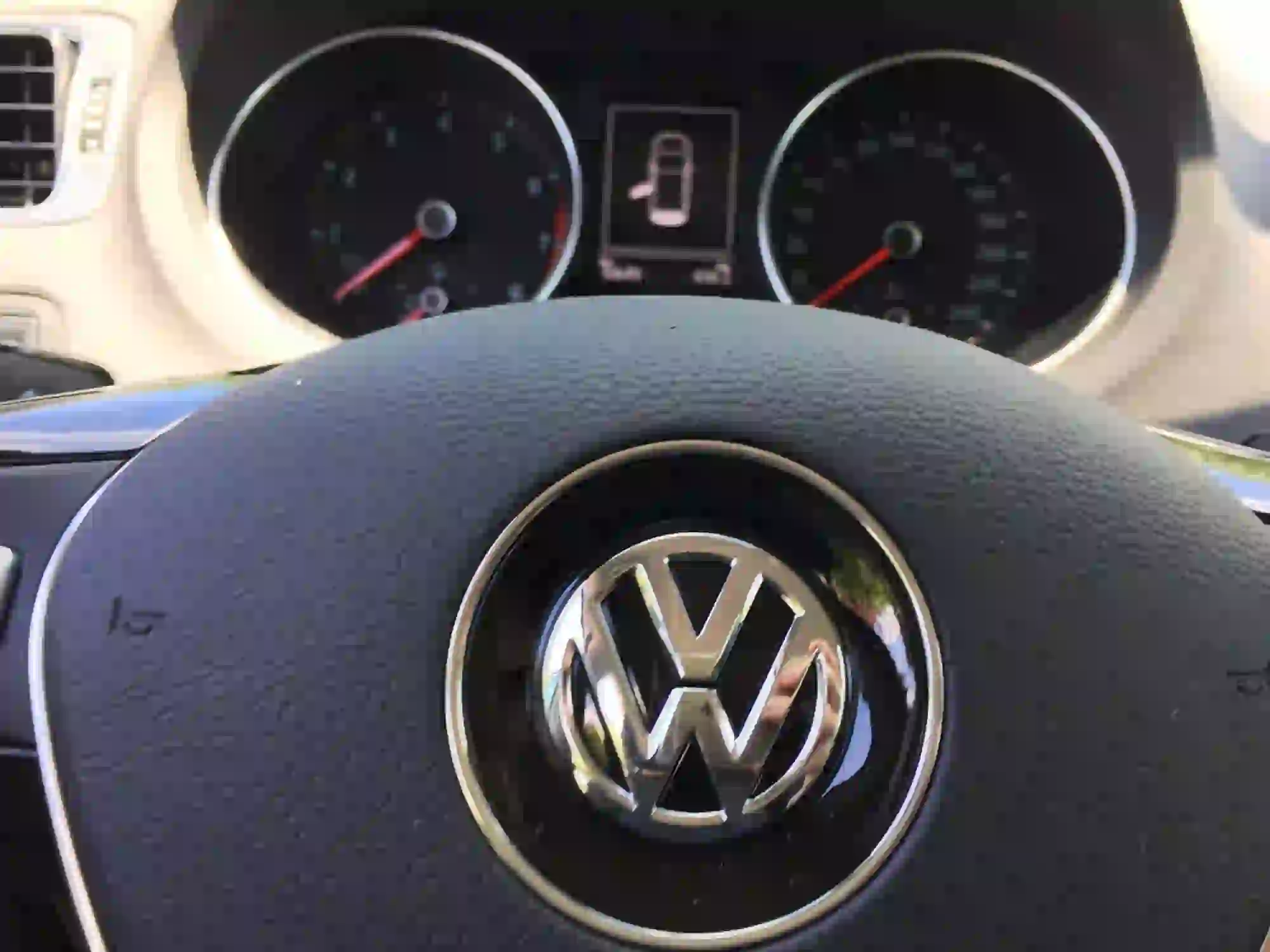Volkswagen Polo 1.0 Fresh: prova su strada - 23
