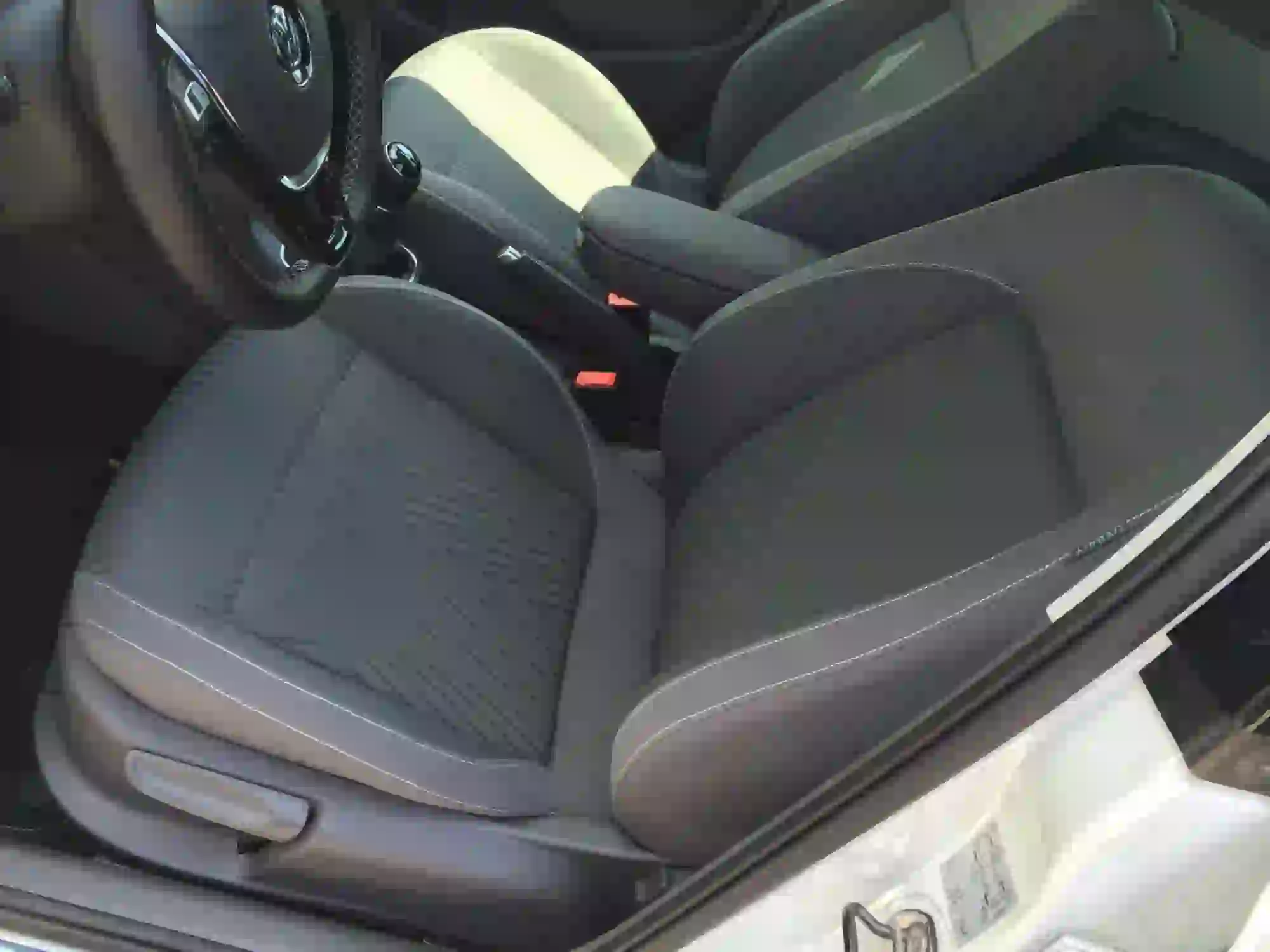 Volkswagen Polo 1.0 Fresh: prova su strada - 30