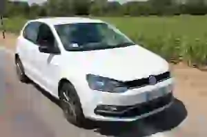 Volkswagen Polo 1.0 Fresh: prova su strada - 33