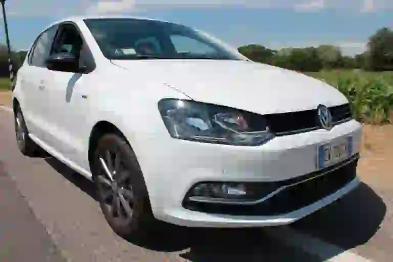 Volkswagen Polo 1.0 Fresh: prova su strada - 38