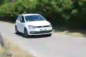 Volkswagen Polo 1.0 Fresh: prova su strada - 51
