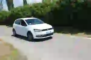 Volkswagen Polo 1.0 Fresh: prova su strada - 52