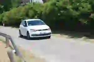 Volkswagen Polo 1.0 Fresh: prova su strada - 54