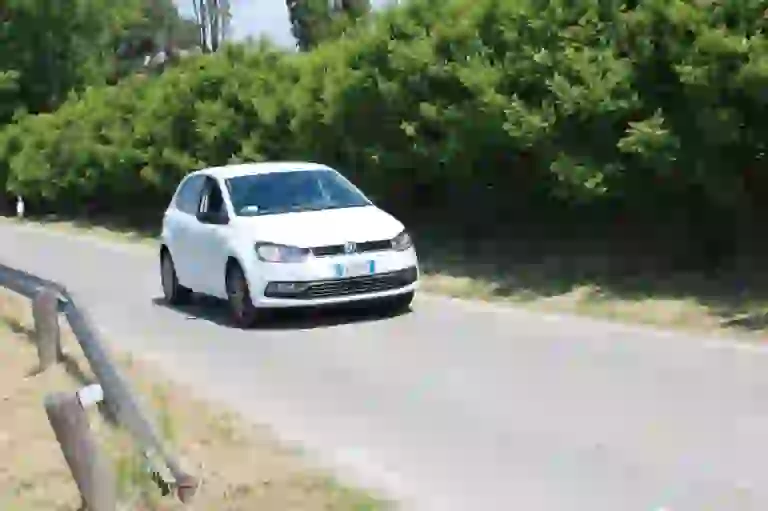 Volkswagen Polo 1.0 Fresh: prova su strada - 55