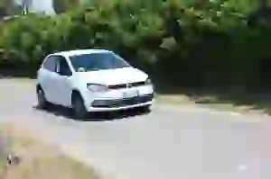 Volkswagen Polo 1.0 Fresh: prova su strada - 57