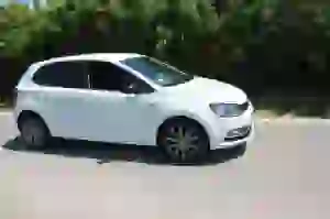 Volkswagen Polo 1.0 Fresh: prova su strada - 59