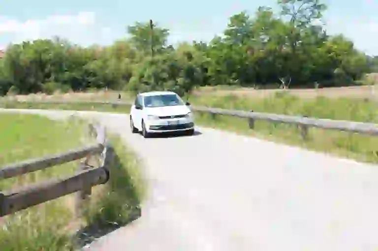 Volkswagen Polo 1.0 Fresh: prova su strada - 66