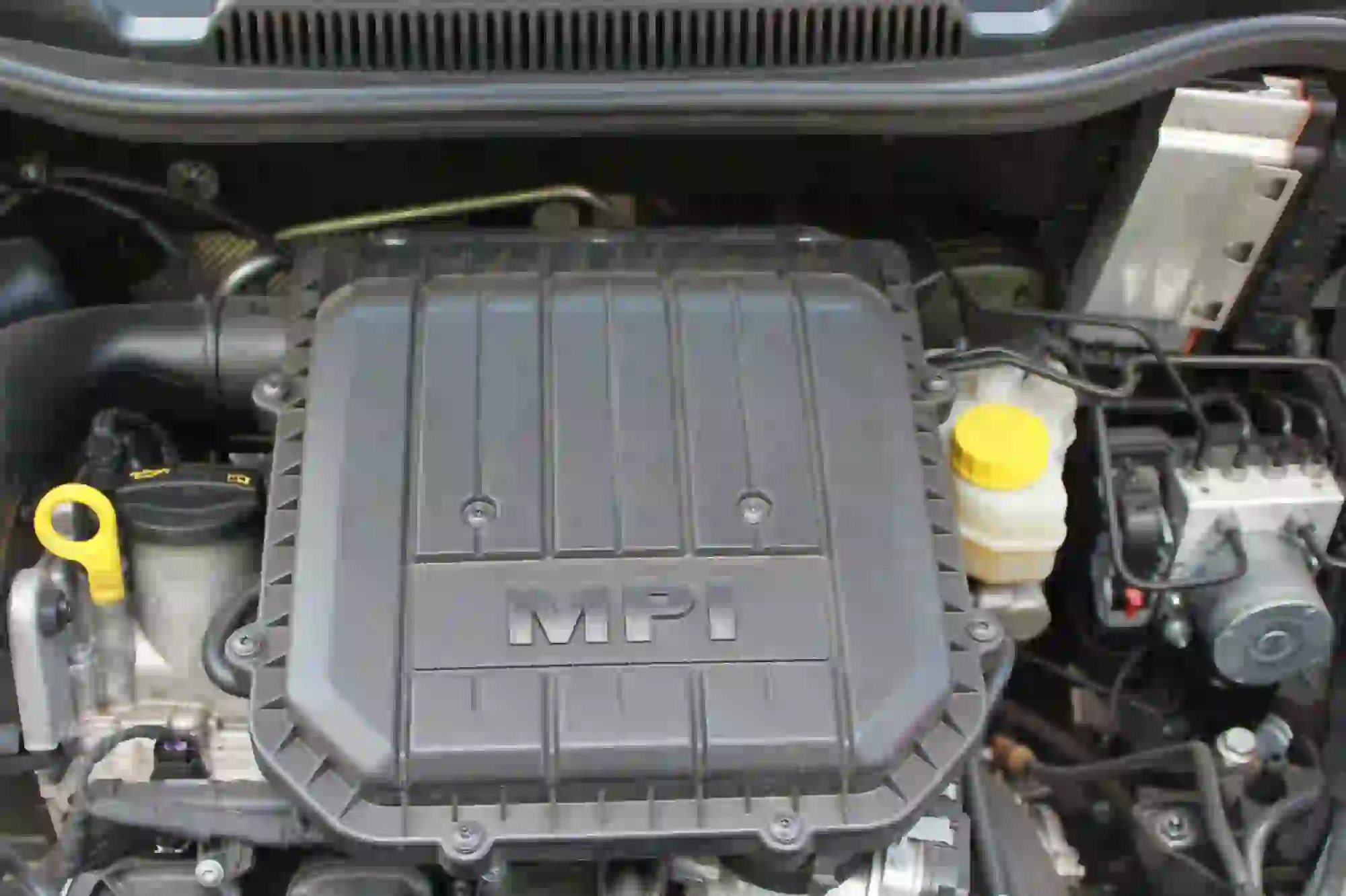 Volkswagen Polo 1.0 Fresh: prova su strada - 71