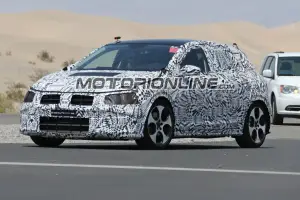 Volkswagen Polo 2017 (foto spia) - 5