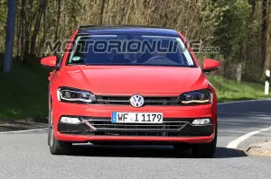 Volkswagen Polo - Foto spia 11-05-2017 - 8