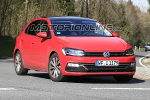 Volkswagen Polo - Foto spia 11-05-2017 - 10