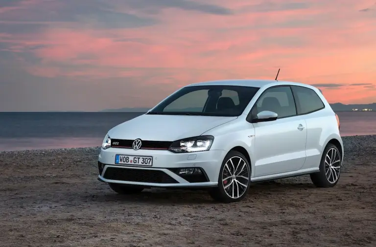 Volkswagen Polo GTI restyling 2015 - 14