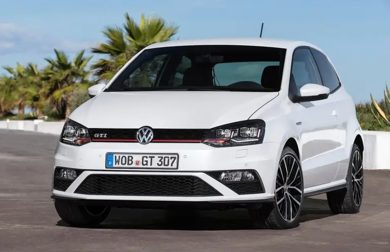 Volkswagen Polo GTI restyling 2015 - 18