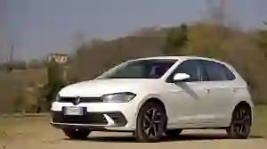 VOLKSWAGEN POLO - PROVA SU STRADA