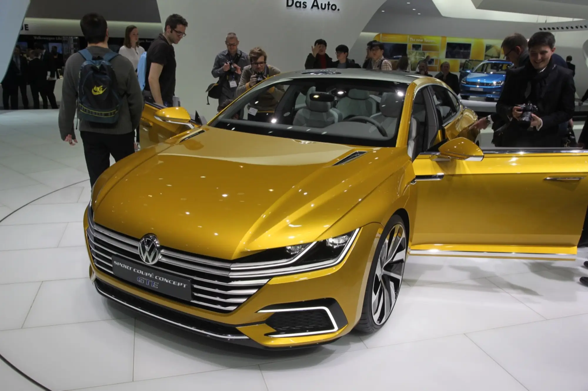 Volkswagen Sport Coupé GTE - Salone di Ginevra 2015 - 2