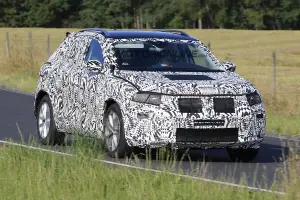 Volkswagen - SUV su base Polo - Foto spia 16-08-2016 - 2