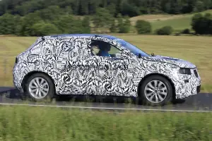 Volkswagen - SUV su base Polo - Foto spia 16-08-2016 - 4
