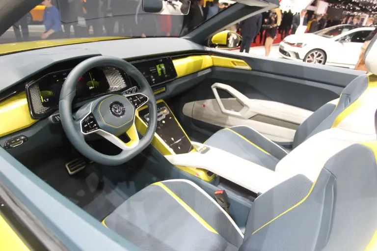 Volkswagen T-Cross Breeze - Salone di Ginevra 2016 - 10